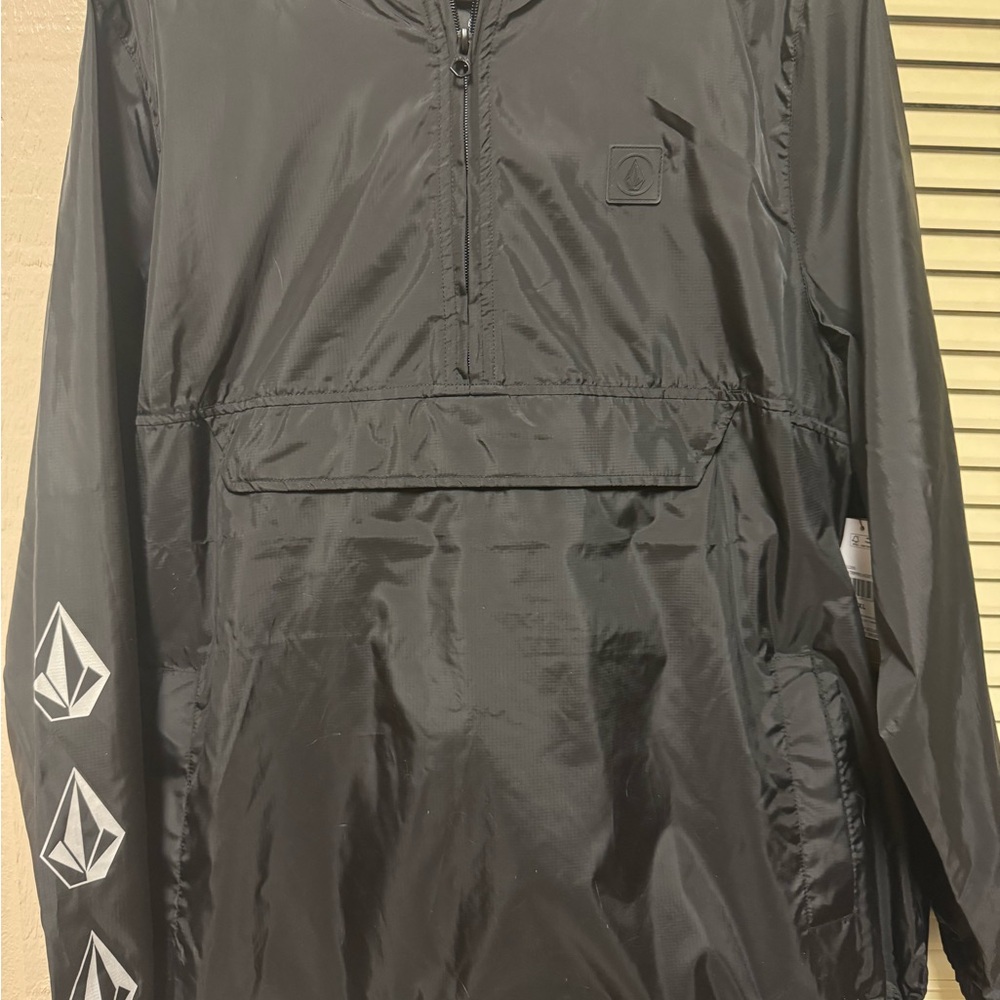 New- Volcom windbreaker